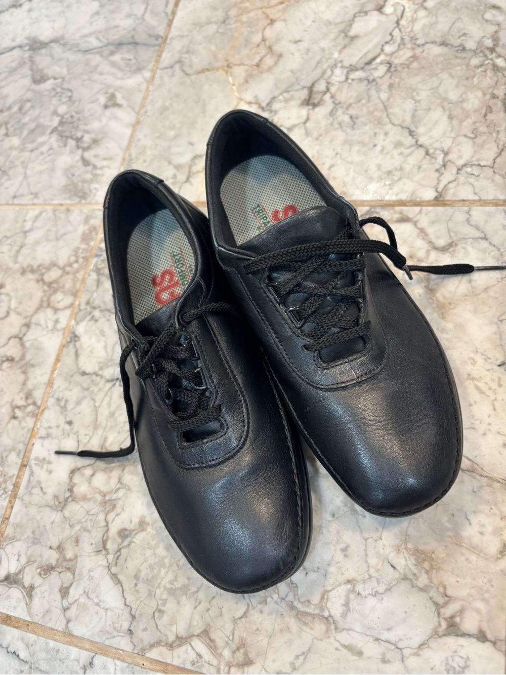 SAS Womens Black Leather Traveler Shoes